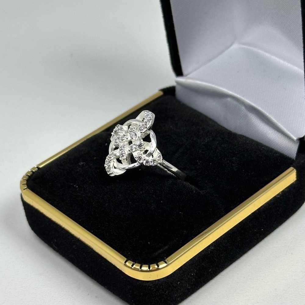 Sterling Silver Celtic Knot Ring Size 6.5 Cubic Zirconia Statement‎ Band - Picture 2 of 7